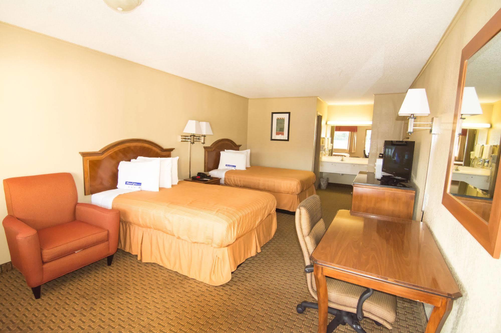Red Roof Inn Buffalo, Tx מראה חיצוני תמונה