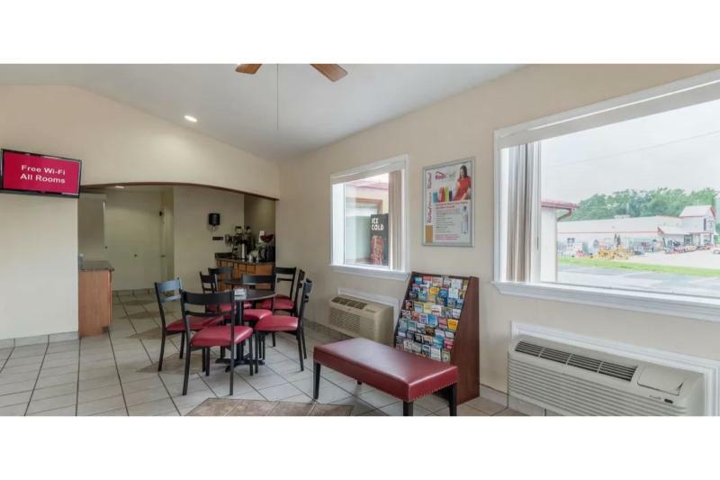 Red Roof Inn Buffalo, Tx מראה חיצוני תמונה